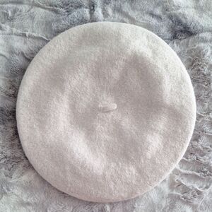NWOT Hat Attack Cream Wool Beret Classic Style Elegant Paris Chic